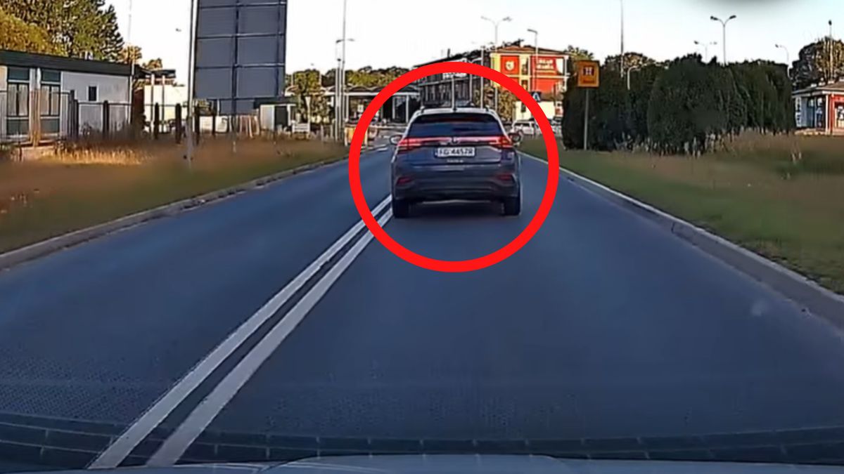 Volkswagen zaczął hamować. Reakcja na "miganie" światłami.