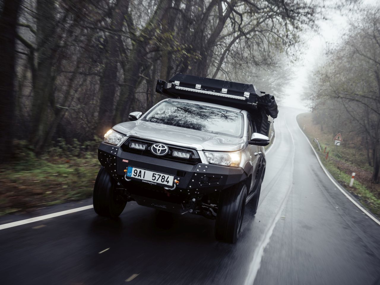 Toyota Hilux Expedition