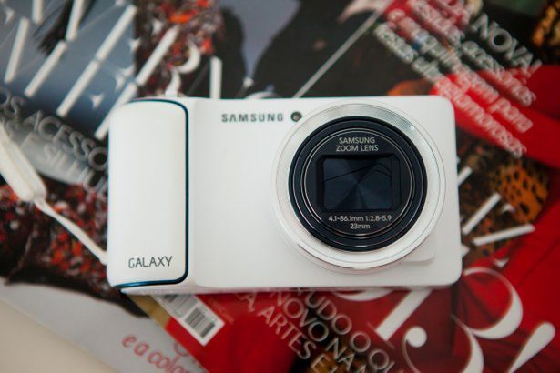 Samsung Galaxy Camera - aparat przyszłości bez przyszłości [test]