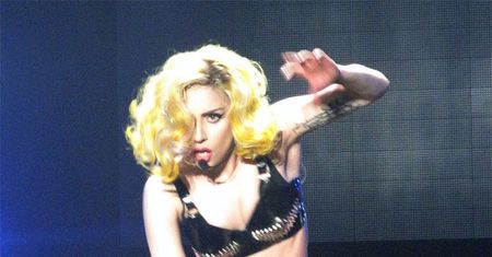 Lady Gaga rozbierze się w "Playboyu"?!