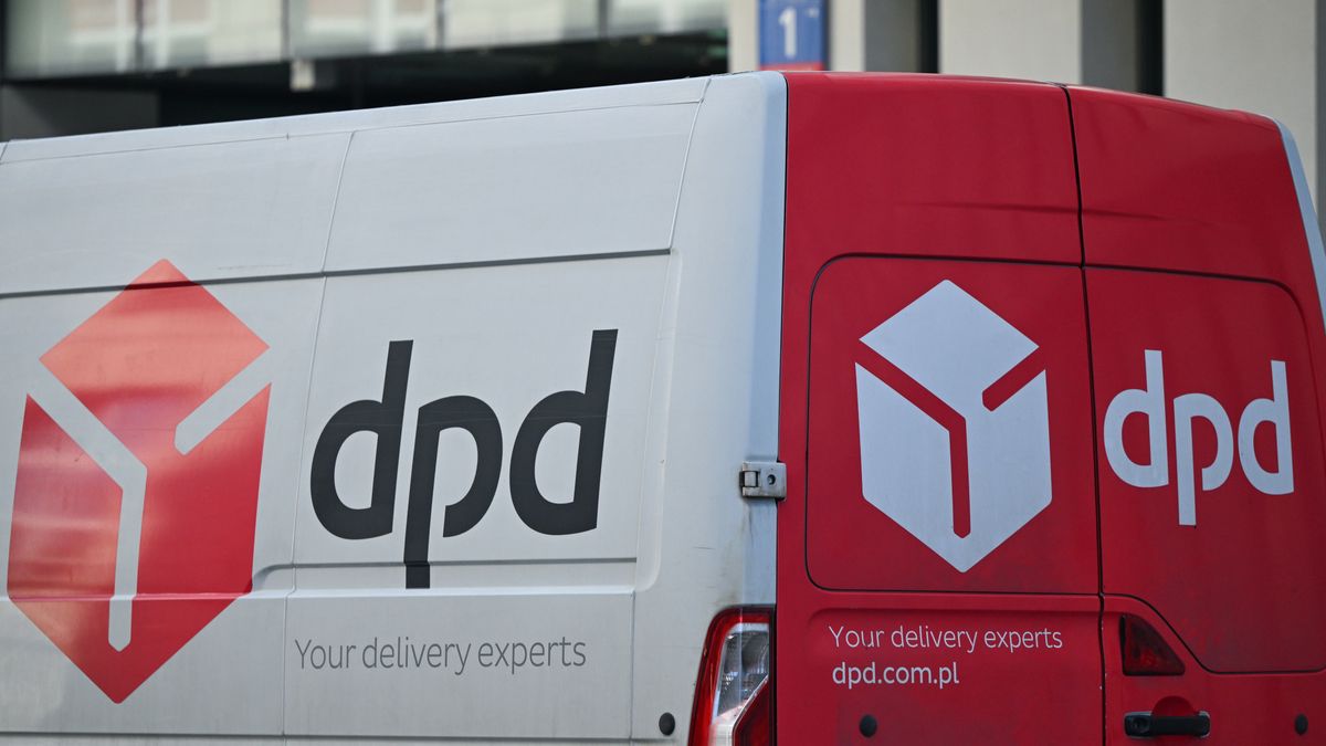 WARSAW, POLAND - FEBRUARY 26: A DPD Poland (DPD Polska) delivery van is seen parked in an urban area, in Warsaw, Poland, on February 26, 2026. (Photo by Artur Widak/NurPhoto via Getty Images)