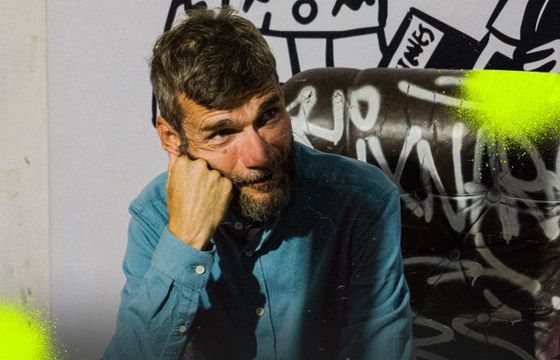 Radio 357 ruszyło z nowymi seriami podcastów. Wśród nich „wywiady” Sajóra z wielkimi Polakami