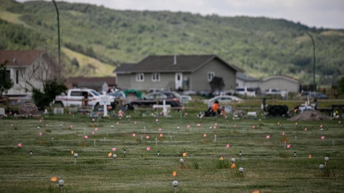 Na terenie Kanady nasilają się nastroje antyklerykalne. To konsekwencja odnalezienia masowych grobów setek dzieci, które zmarły w trakcie nauki w szkołach katolickich 