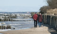 Zostawiła na plaży różaniec i ubrania. Poszukiwania na Bałtyku