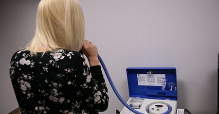 Ta kobieta mogła nawet umrzeć. Alkomat pokazał rekordowy wynik