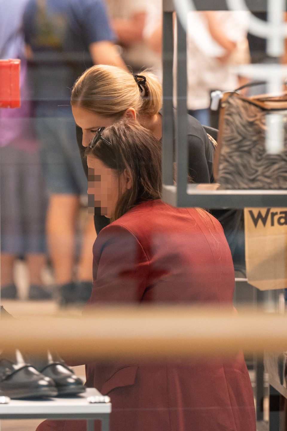 Marta Nawrocka wybrała się do galerii handlowej