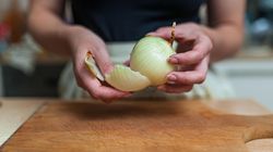 Czy cebula rzeczywiście wzmacnia odporność? Oto jak jej jedzenie wpływa na zdrowie