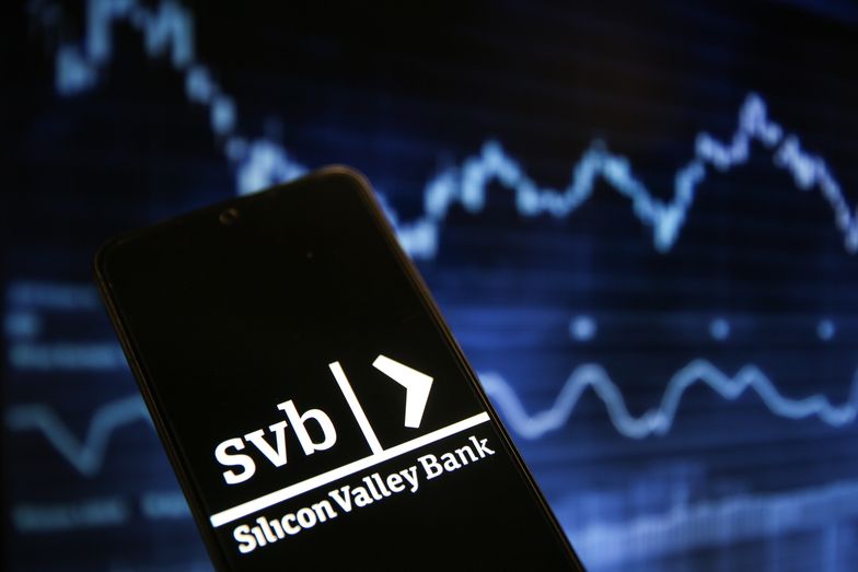 Szwedzki fundusz emerytalny stracił miliardy na akcjach SVB i Signature Bank