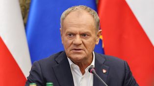"Smutne i tragiczne". Tusk zabrał głos po atakach w szkołach