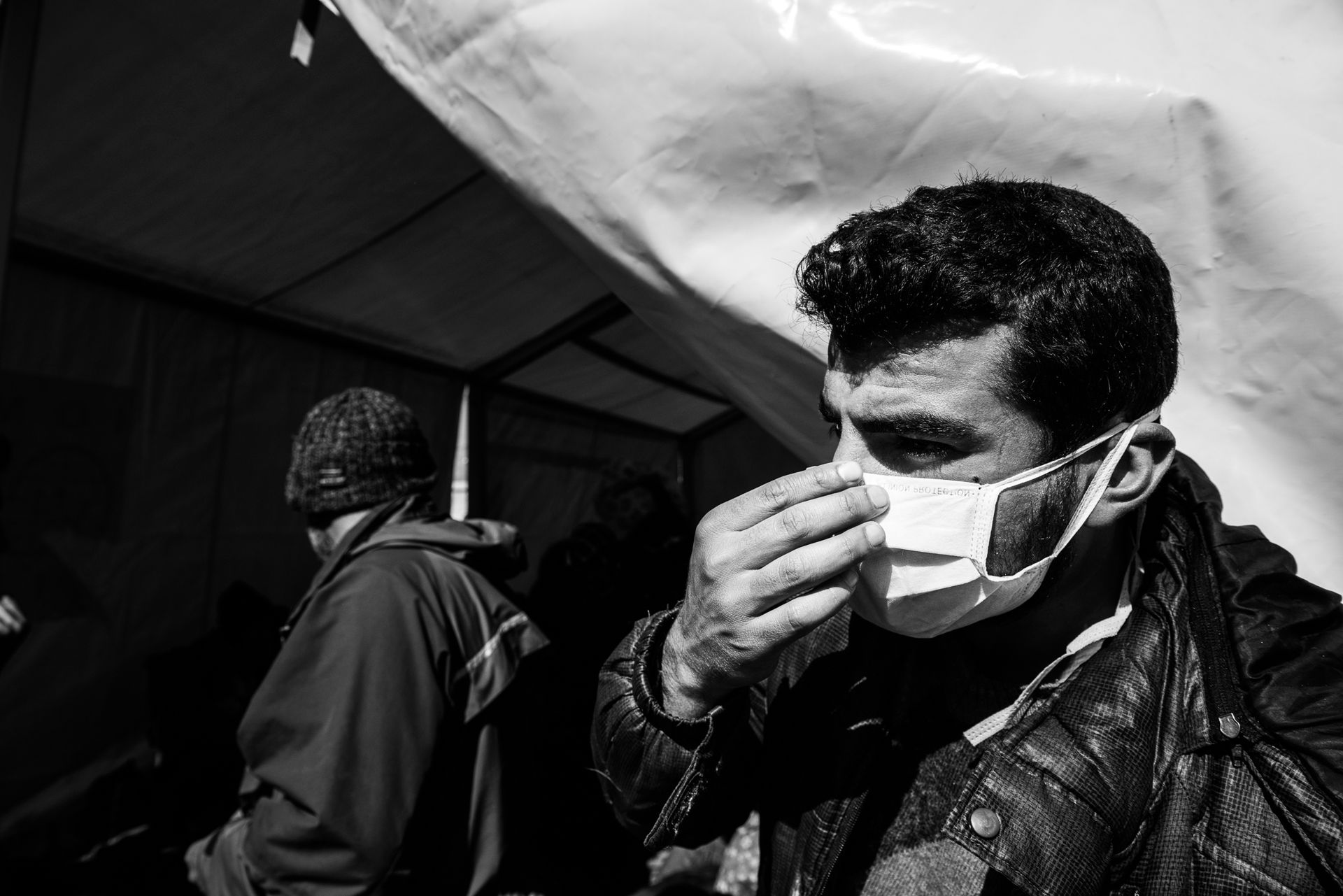 Szymon Barylski przez miesiąc fotografował obóz dla uchodźców między Grecją, a Macedonią 15