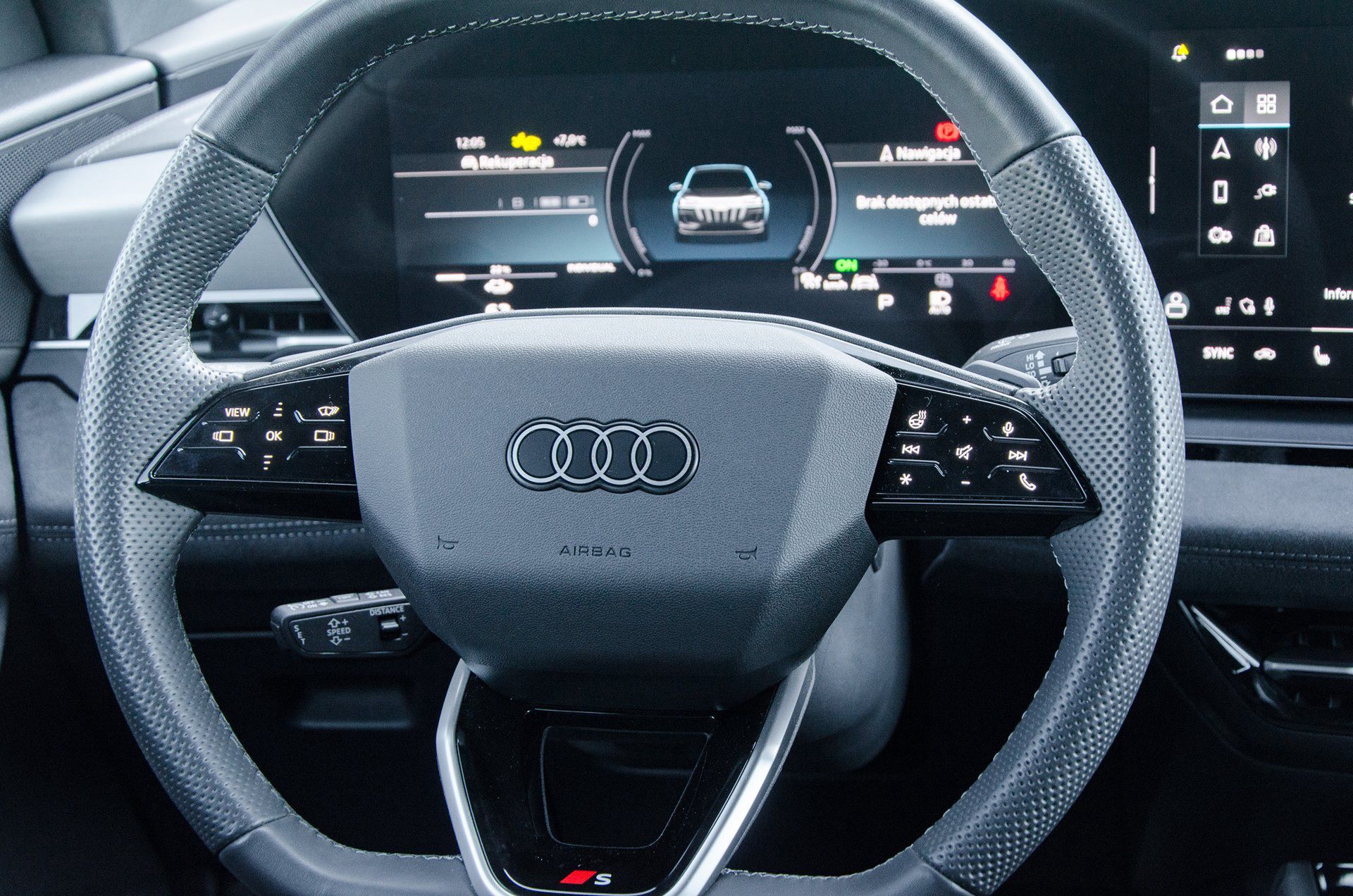 Audi SQ6 e-tron