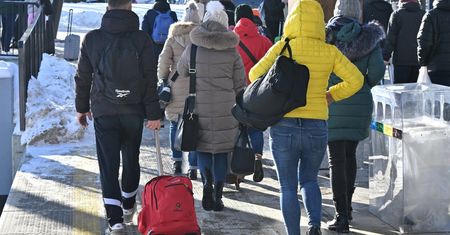 Kulisy obozów zimowych. "Zabrała syna, bo tęskniła"