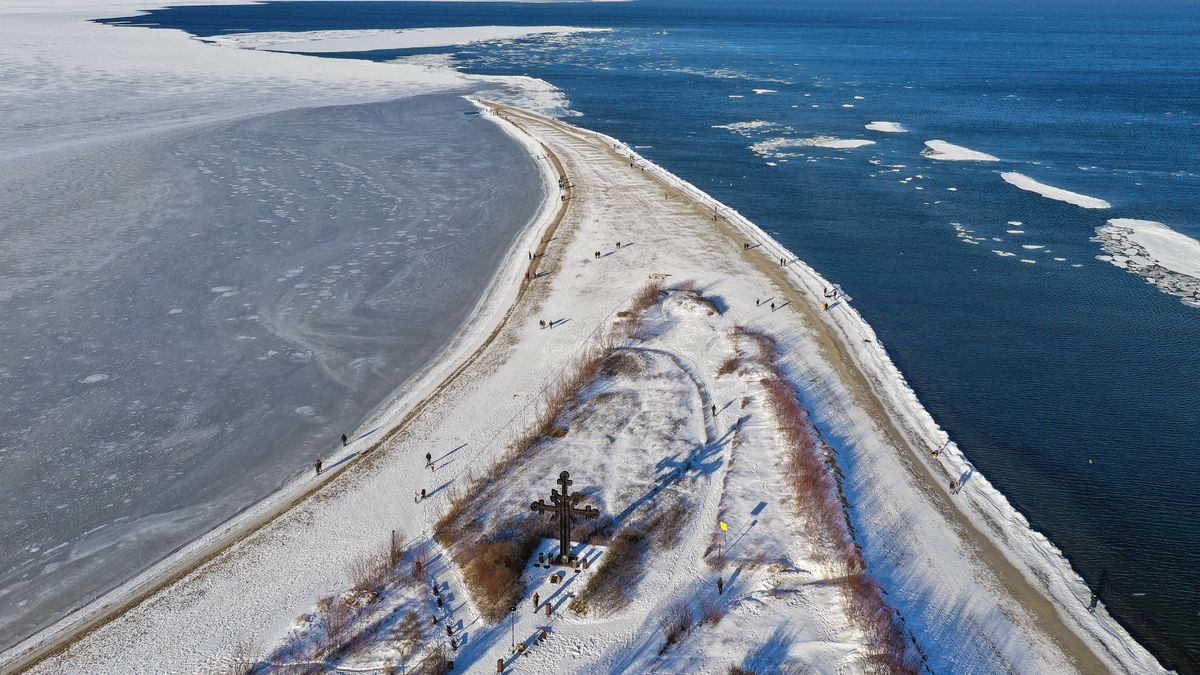 Zdjęcie dnia. Cypel Rewski pokryty lodem 1
