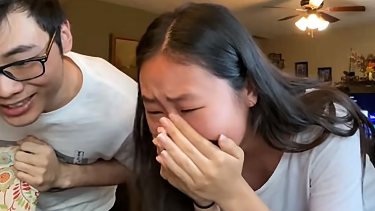 Jennifer Zhang podzieliła się w sieci swoją reakcją z przyjęcia na uczelnię