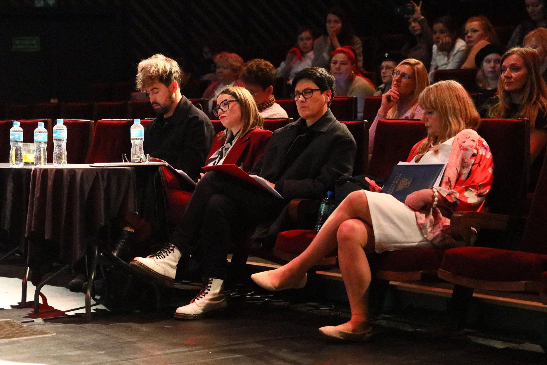 Jury wnikliwie analizowało każdy utwór, by wyłonić zwycięzców