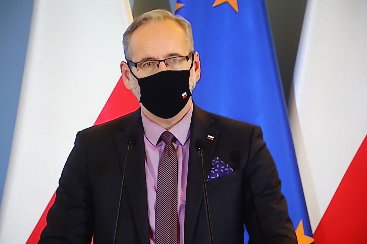 Koronawirus. Turyści będą musieli złożyć oświadczenia. Minister straszy hotele