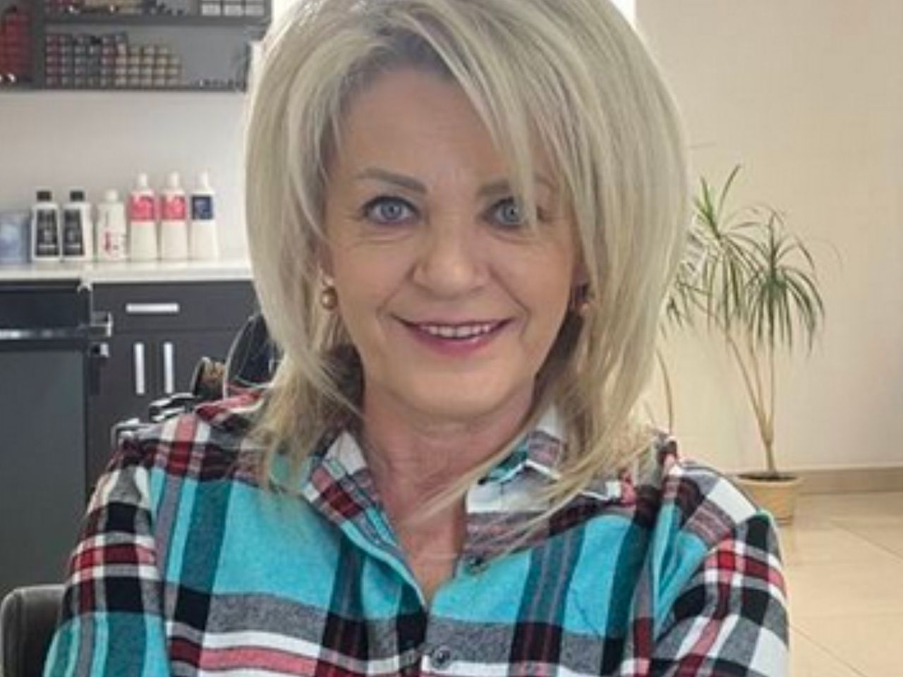 Elżbieta poszła z Piotrem na ślub córki. Domysłom nie ma końca