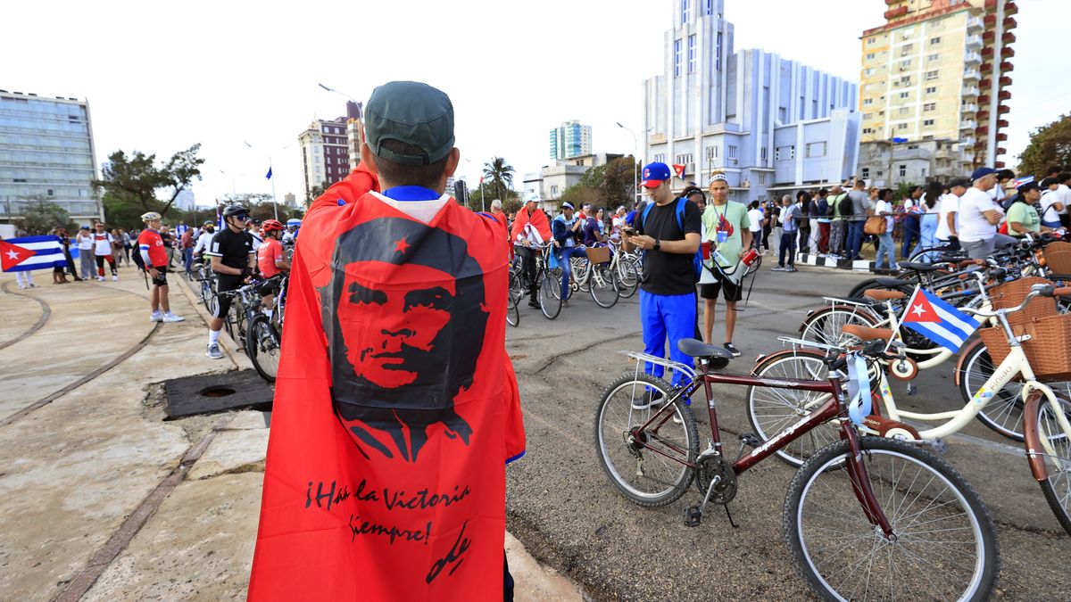 Protest przed ambasadą USA w Hawanie (2 kwietnia)