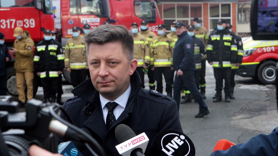 KYIV, UKRAINE - FEBRUARY 01, 2022 - Head of the Prime Minister's Office (Poland) Michal Dworczyk speaks with the journalists during the transfer of humanitarian aid received by Ukraine from the government of the Republic of Poland, Kyiv, capital of Ukraine (Photo credit should read Inna Borodaieva/ Ukrinform/Future Publishing via Getty Images)