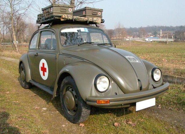 Volkswagen Beetle Medic (fot. thesamba.com)
