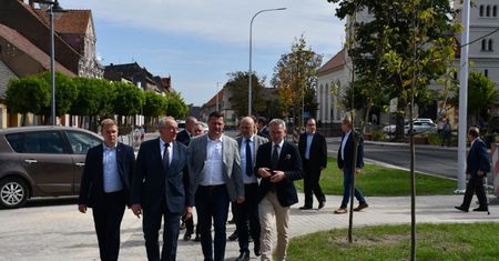 Szamocin: Finał przebudowy skrzyżowania dróg wojewódzkich DW 190 i DW 191