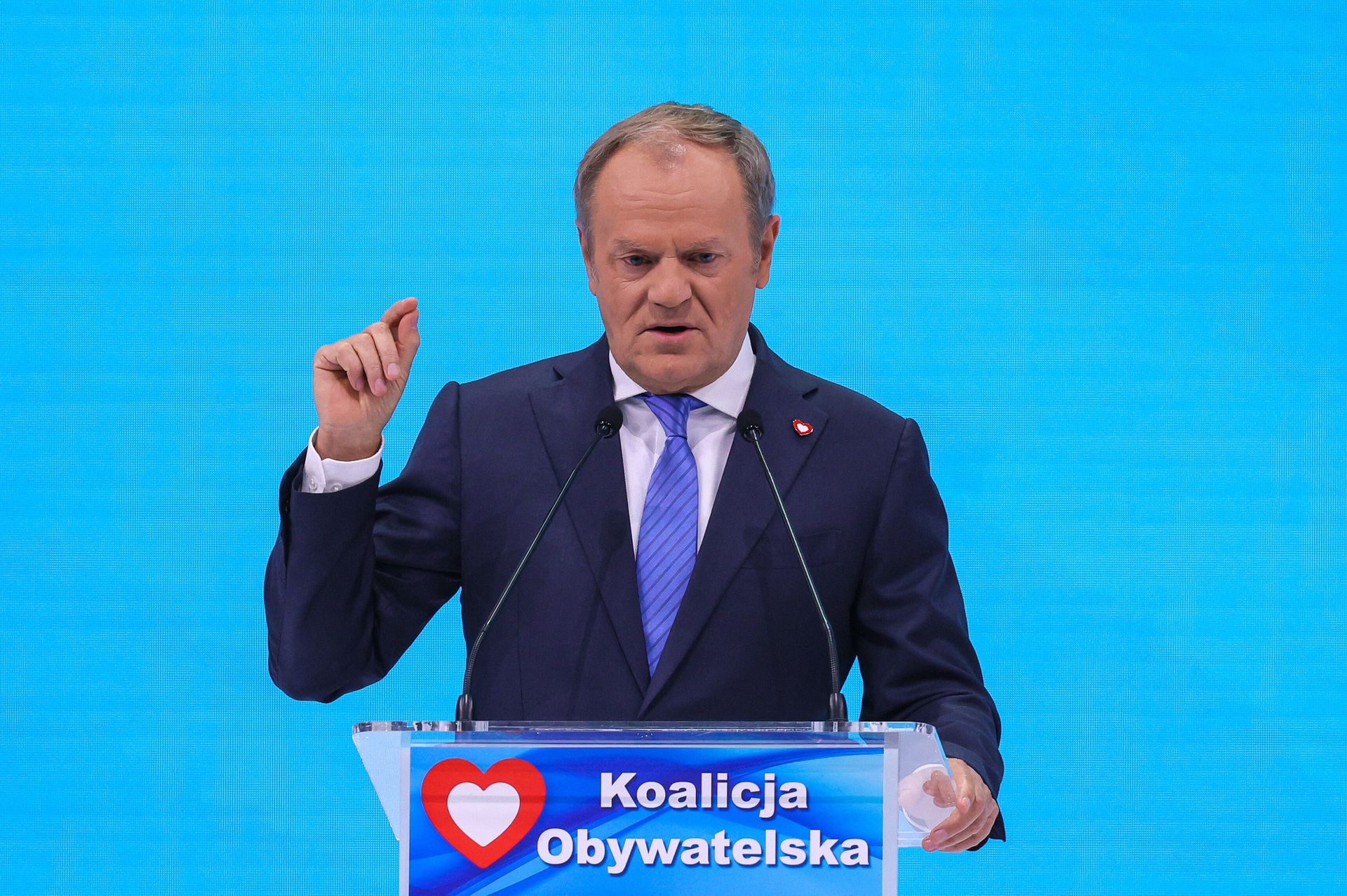 wiadomości,aktualności,WP Wiadomości PO zniknęła ze sceny politycznej. Tusk przedstawił nową partię