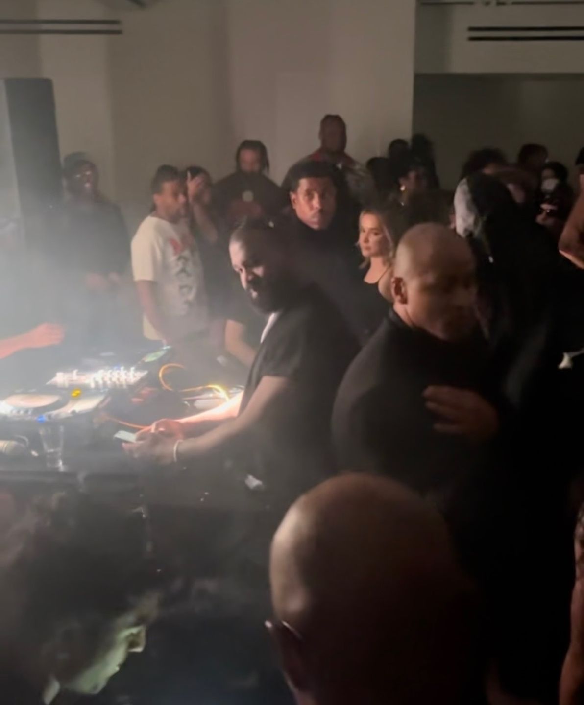 Huczna impreza u Kanyego Westa