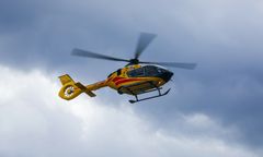 Przygotowywał plac na węgiel. 49-latek trafił do szpitala