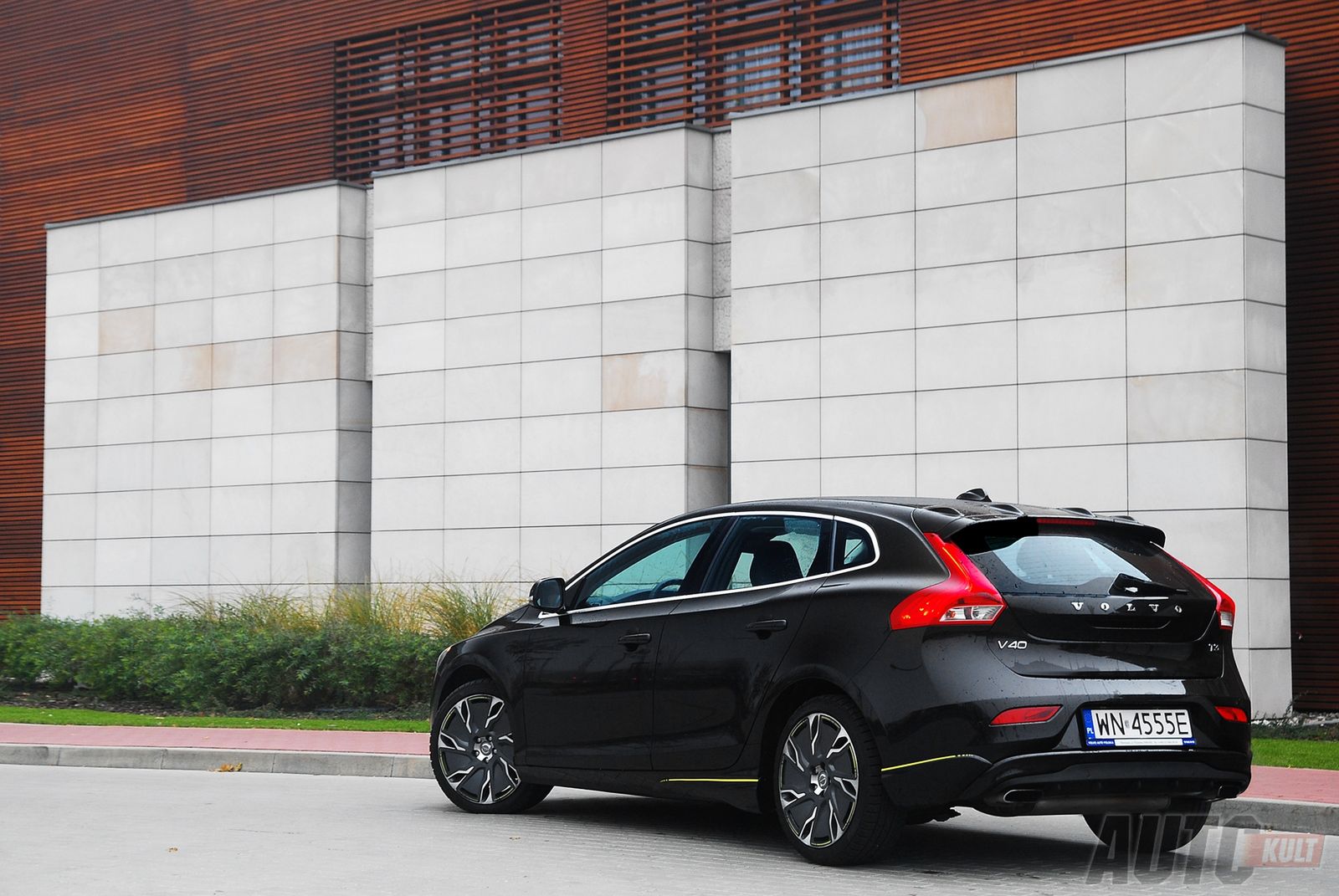 Volvo V40