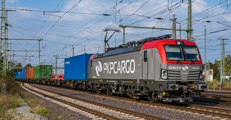 Kolejne zwolnienia grupowe w PKP Cargo. Oto kto nie straci pracy