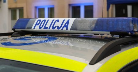 Wjechała do drogerii. Pomyliła gaz z hamulcem