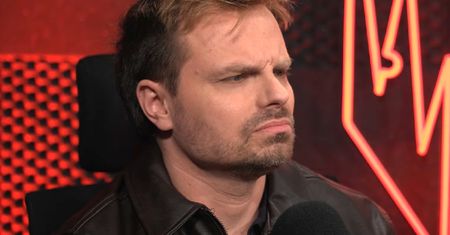 Marcin Hakiel po rozwodzie dostał "LUKRATYWNĄ" propozycję wydania książki. "Moje życie z gwiazdą"