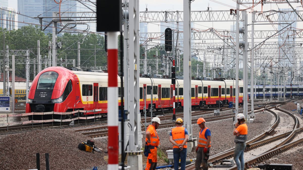 stacja Warszawa Zachodnia
Warszawa, 29.05.2024. Stacja Warszawa Zachodnia, 29 bm. (ibor) PAP/Leszek Szyma�ski
Leszek Szyma�ski
dworzec, pkp, kolejowa, stacja, warszawa zachodnia, zachodni, kolej, poci�g, modernizacja, remont, kolejowe, tory, trakcja, skm, kolejowy