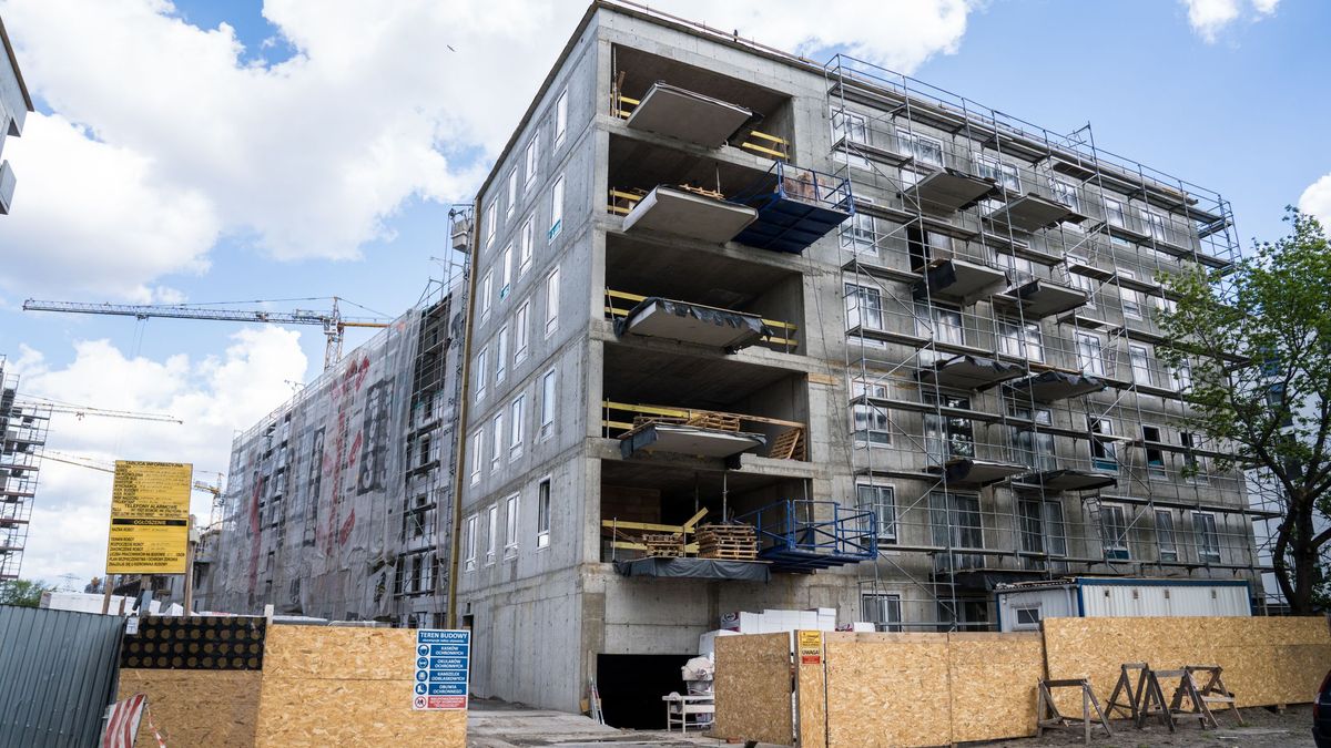 Liczba wniosków o kredyt hipoteczny po raz pierwszy od startu pandemii zaczyna rosnąć