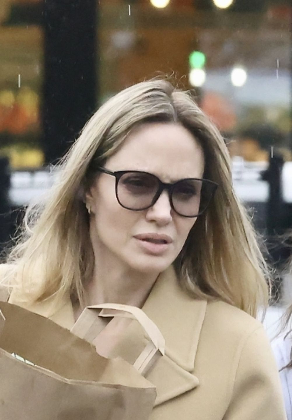 Angelina Jolie na zakupach z córką