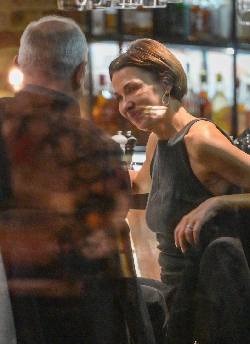 Anna Popek spędza wieczór przy winie w towarzystwie tajemniczego mężczyzny