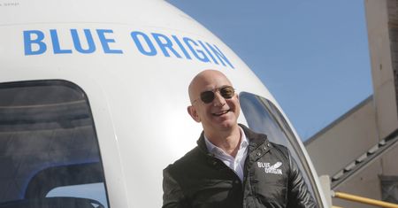 Jeff Bezos w kosmosie. Oto test lotu turystycznego