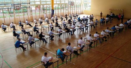 List Starosty Marzeny Dębniak do maturzystów, wychowawców, nauczycieli i pracowników oświaty