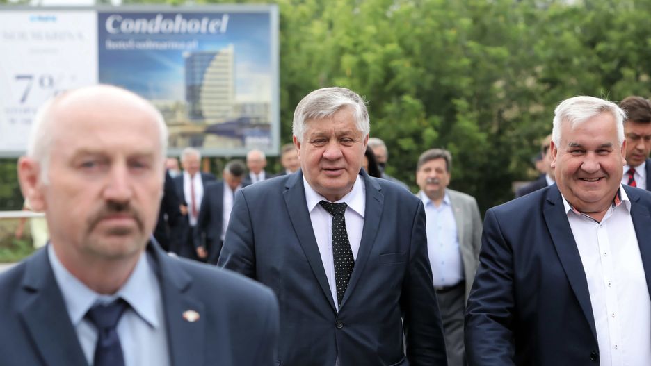 Kazimierz Gwiazdowski, Krzysztof Jurgiel
delegaci, delegat, Kazimierz Gwiazdowski, Krzysztof Jurgiel, partia, partii, pis, polityczna, polityk, polityka, rada, Warszawskie Centrum EXPO XXI