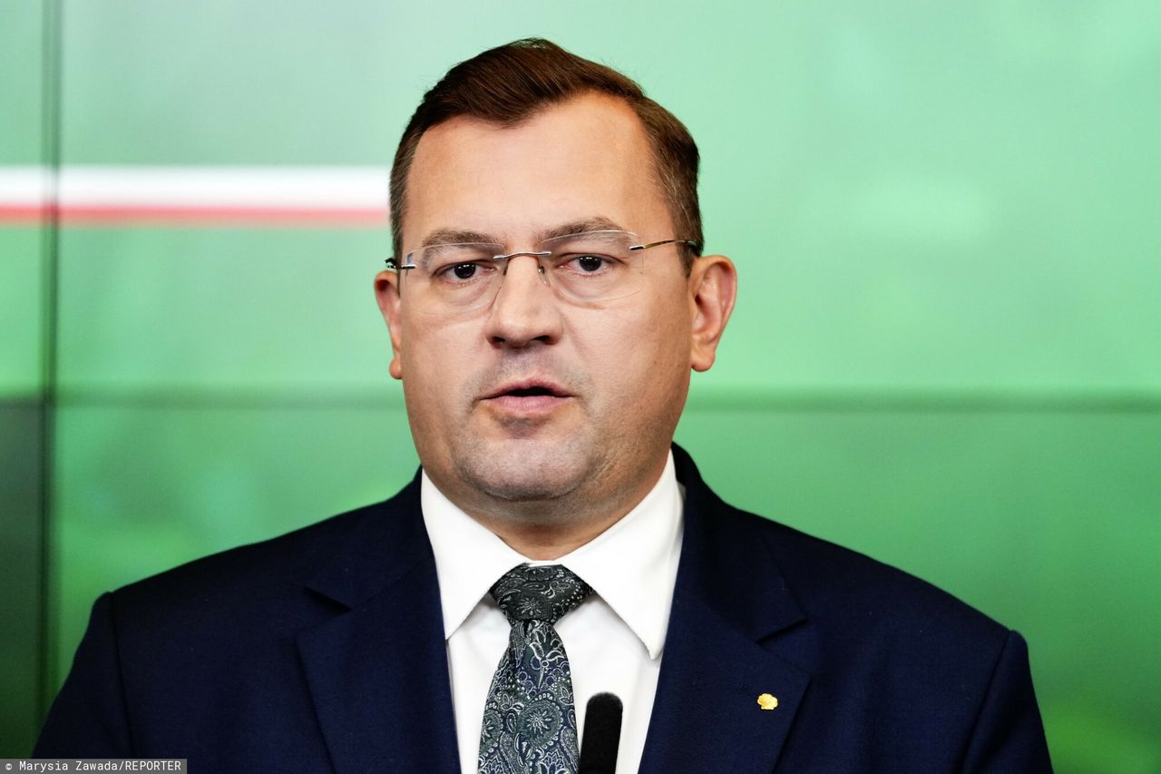 Spór o smród na wsi. Minister zapowiada zmiany po głośnym wyroku