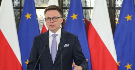 Rewolucja w emeryturach. Hołownia odpowiada "Solidarności"