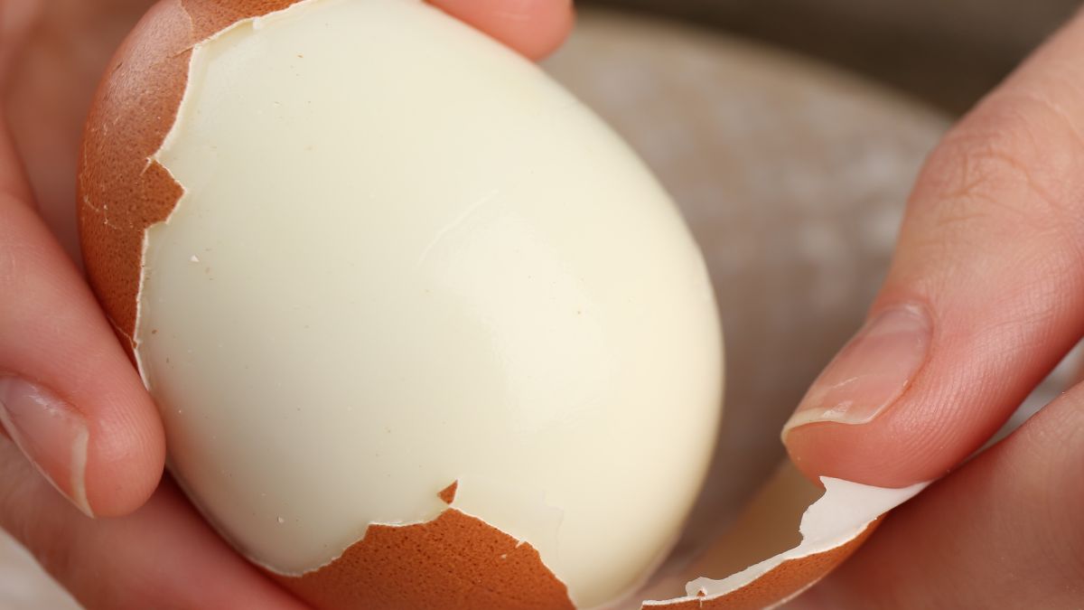 Łatwe obieranie jajek przydaje się nie tylko na Wielkanoc