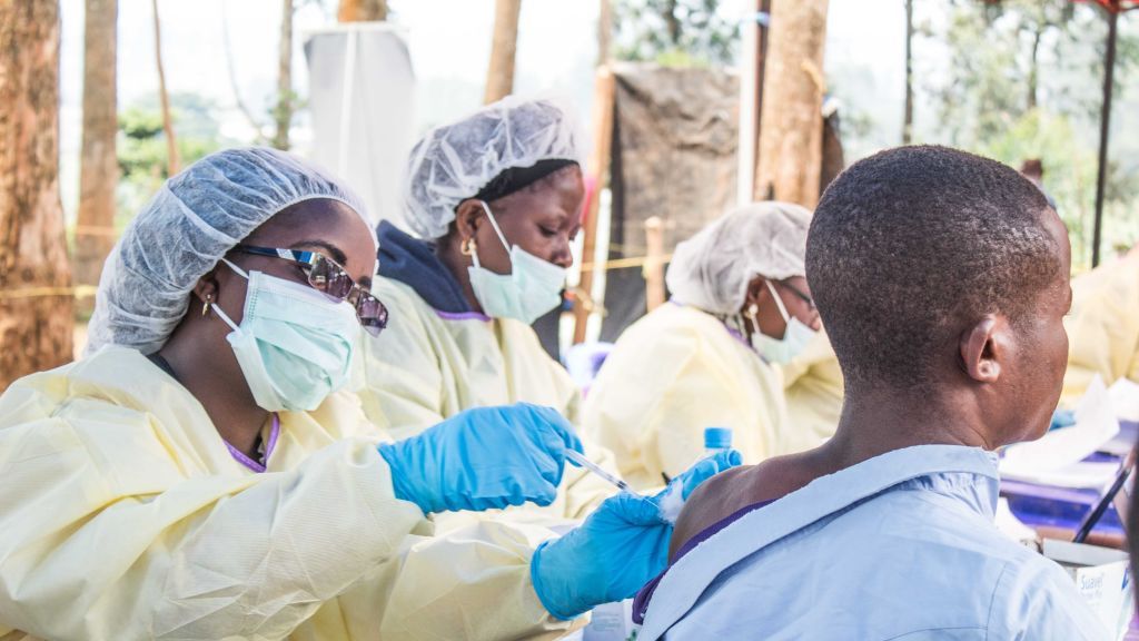 Epidemia eboli w DRK. Ruszyły szczepienia medyków