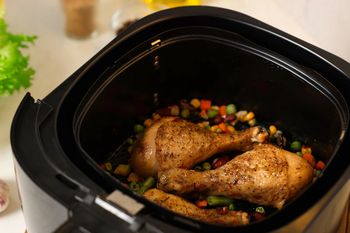 Wycofują model air fryera. Sklep prosi o natychmiastowy zwrot