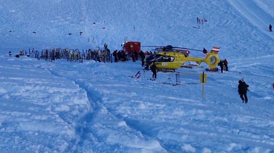 Szczęśliwie wszystkie osoby, które znalazły się pod lawiną, prze