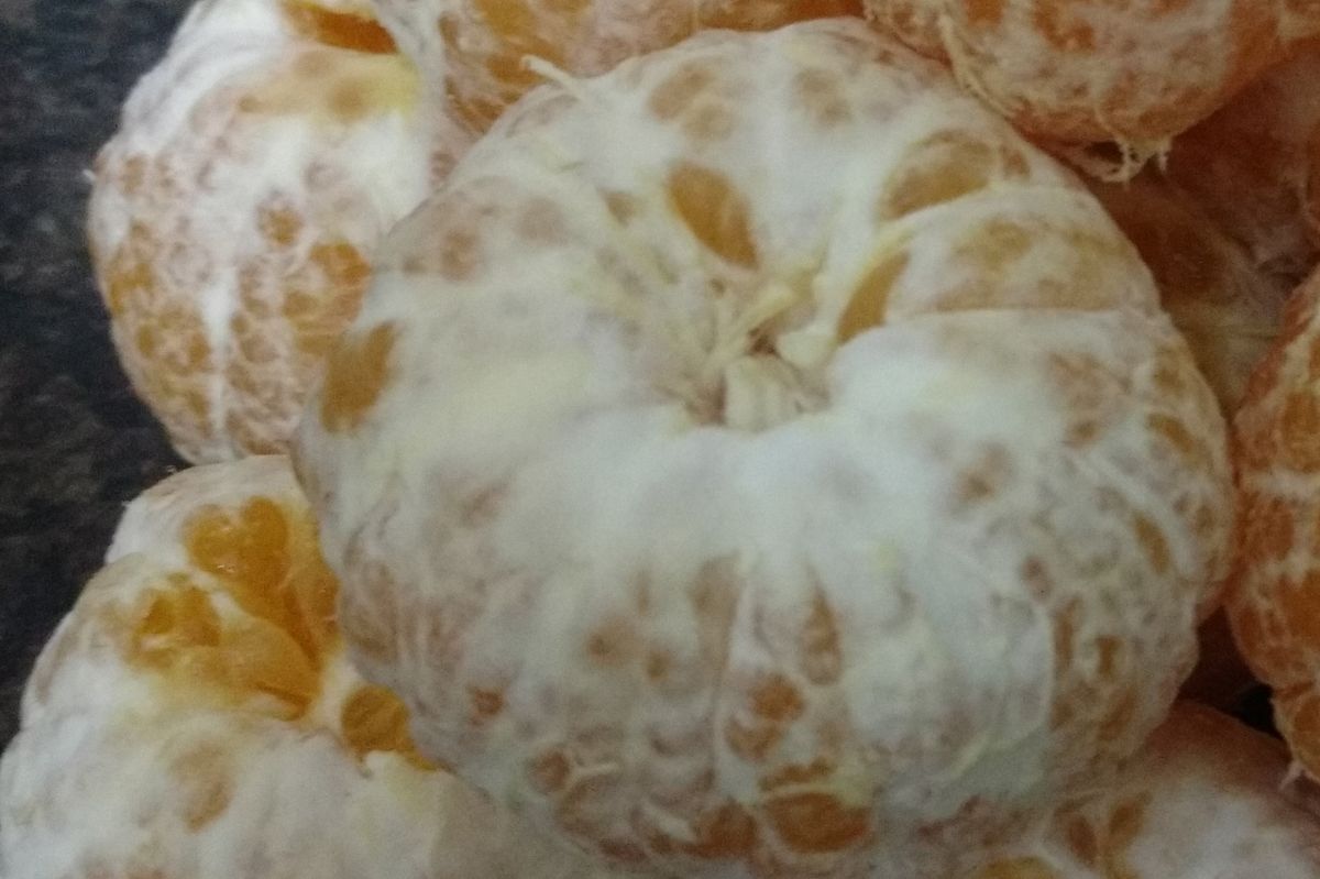 Tangerines and oranges exhibit anti-atherosclerotic potential.