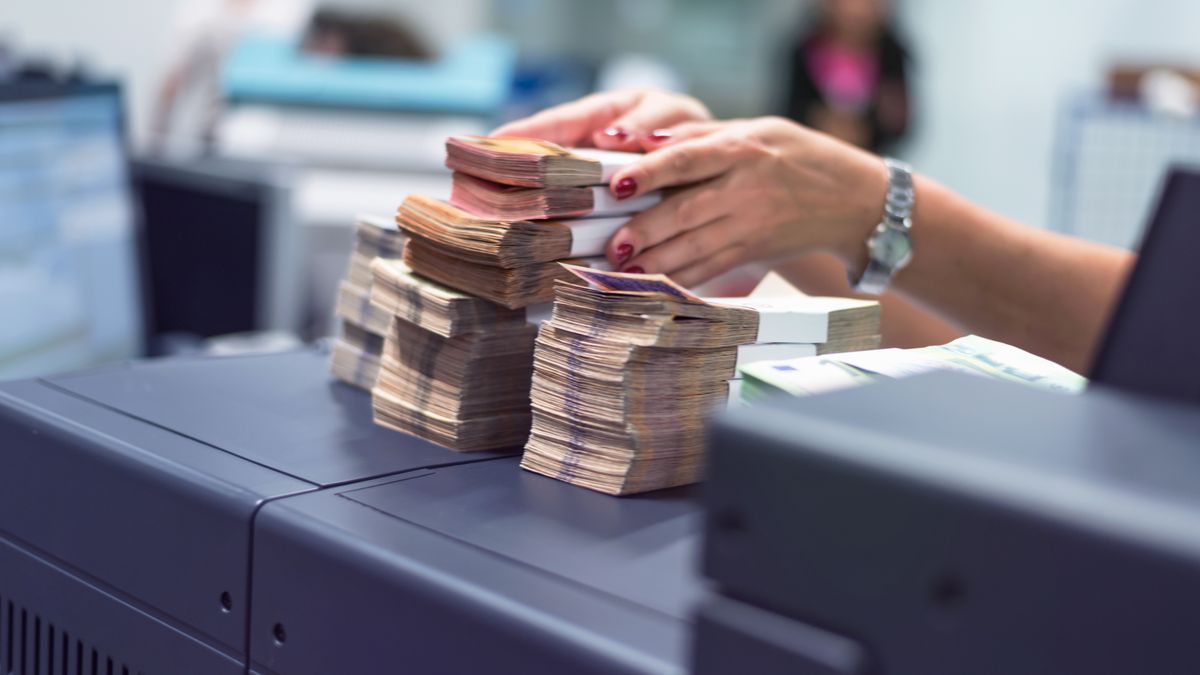 Polska wciąż nie dostosowała swojego prawa do dyrektywy dotyczącej banków. KE interweniuje.