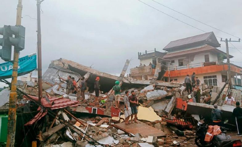 Trzęsienie ziemi w Indonezji. Sceny jak z filmu katastroficznego