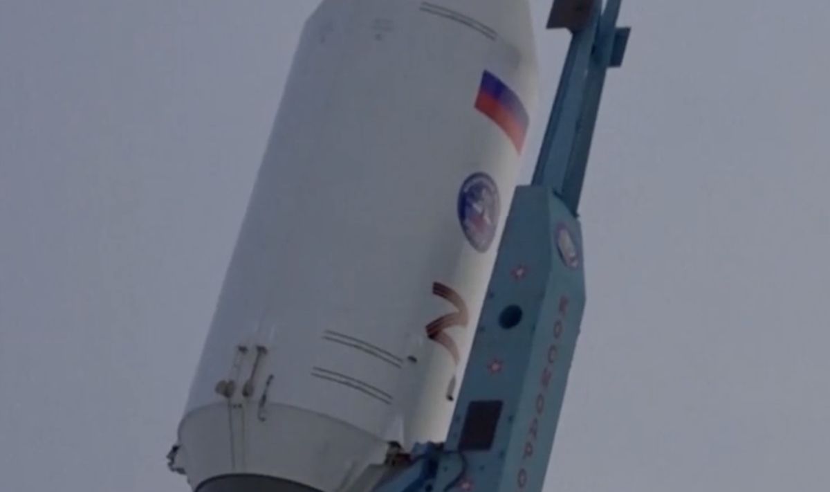 Kolejny satelita z literą "Z" na kadłubie wystartował 29 kwietnia z kosmodromu  Plesieck koło Archangielska. Według "The Barents Observer" spłonął po wejściu  w atmosferę