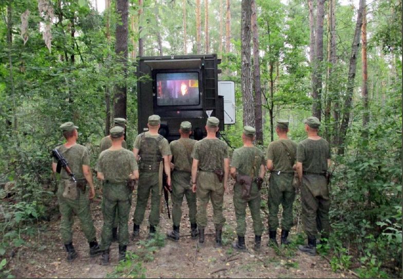 Zdjęcie z Białorusi. "Propaganda znajdzie cię nawet w lesie"